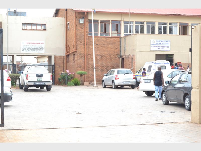 Man Dies while Trying To Get Fresh Air At Tembisa Police Station 