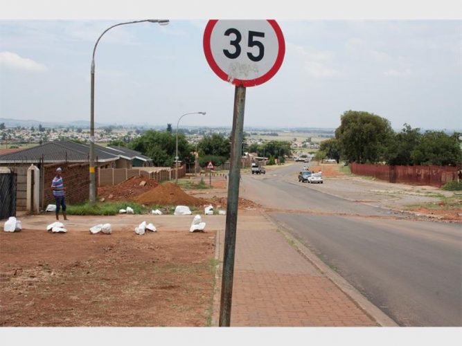 Broken street lights cause increase in burglaries The Citizen