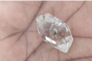 How to identify a diamond