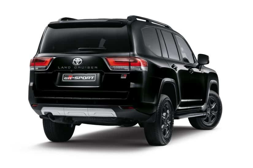 Toyota Land Cruiser 300 Price for petrol and turbodiesel models