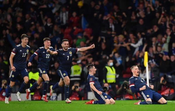 McTominay Gives Scotland Dramatic Win England Thrash Andorra