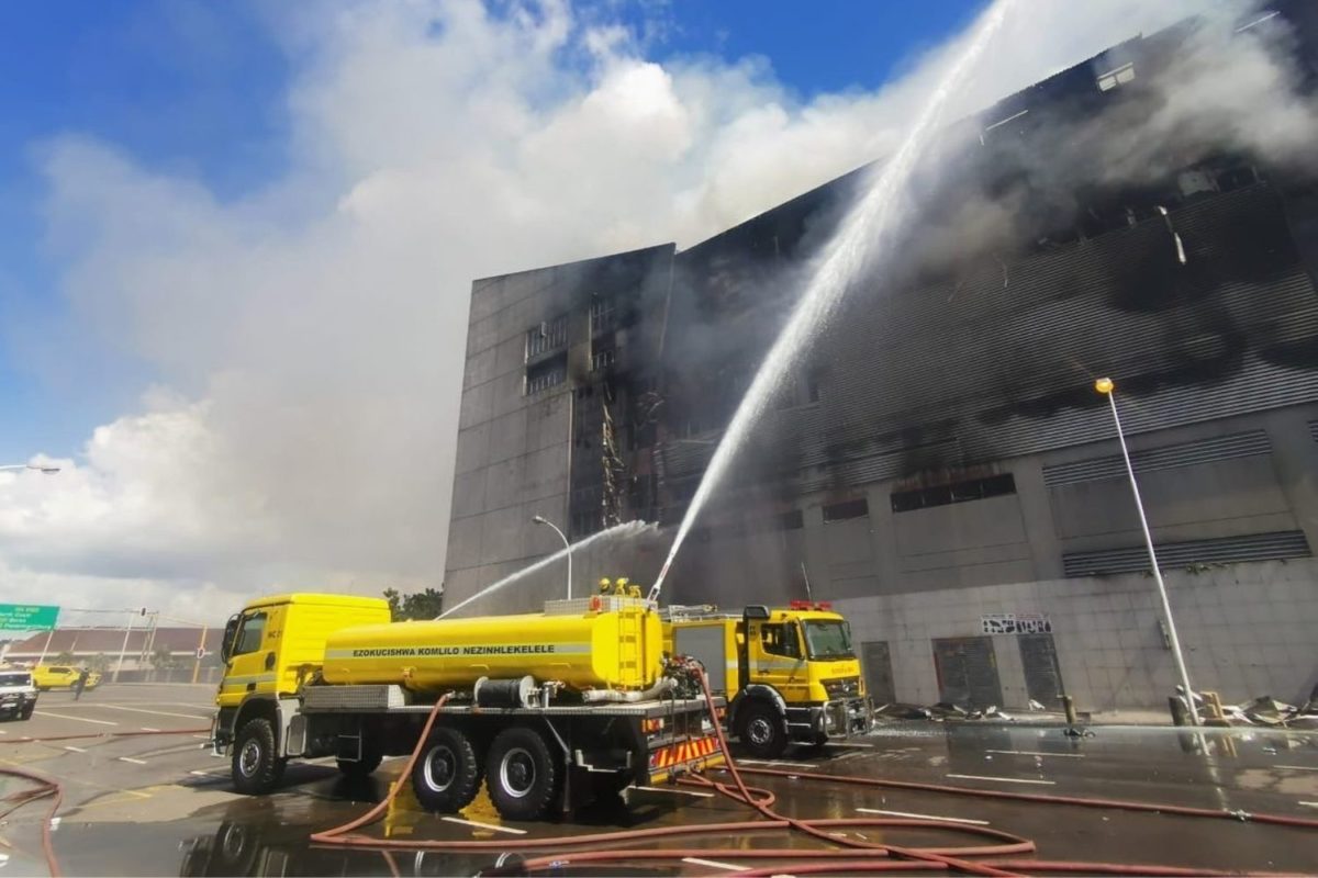 Smoke clouds Durban skyline as CBD fire continues to burn The Citizen