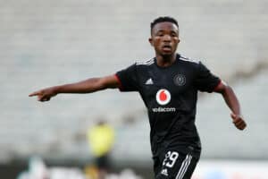 Paseka Mako - Pirates