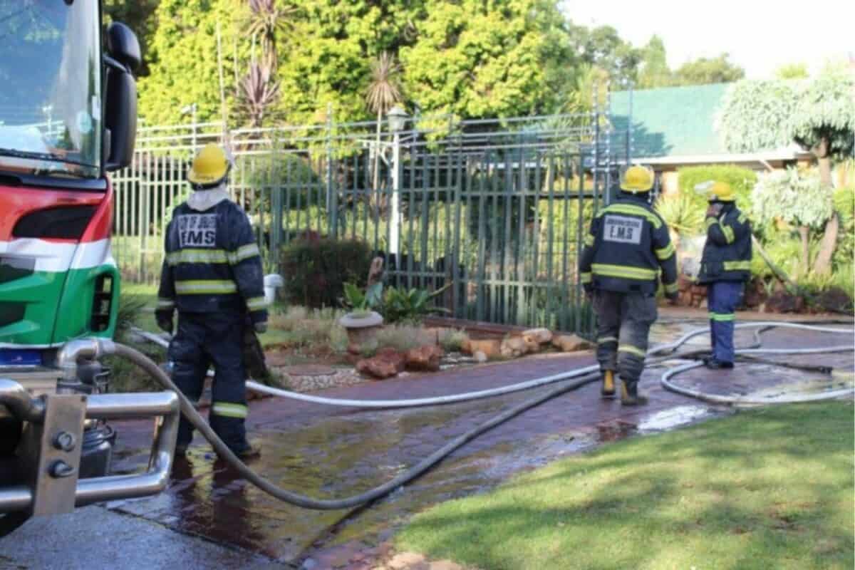 PICS Man seriously injured, home damaged after house fire in Florida