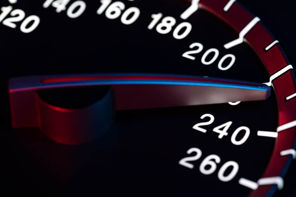 Traffic: Speedster caught clocking 238 Km/h along the N14