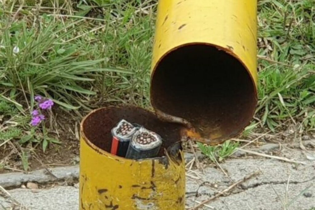 'They are stealing all the robots' Traffic light vandalism occurring