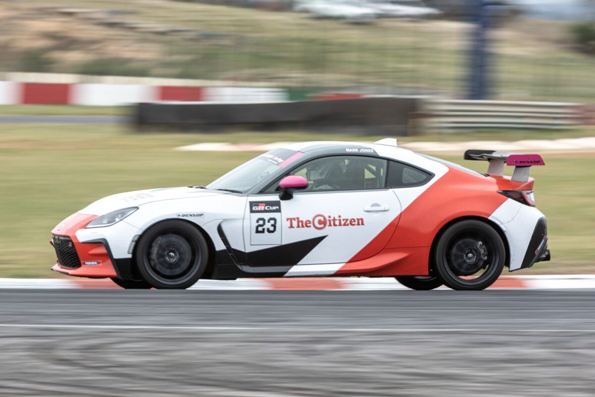 The Citizen romps to double wins in GR Cup at Killarney