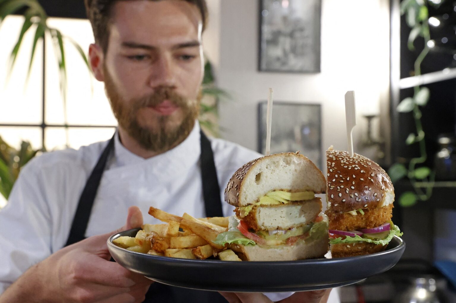 Dawn of new meat era Labgrown chicken on US menus soon