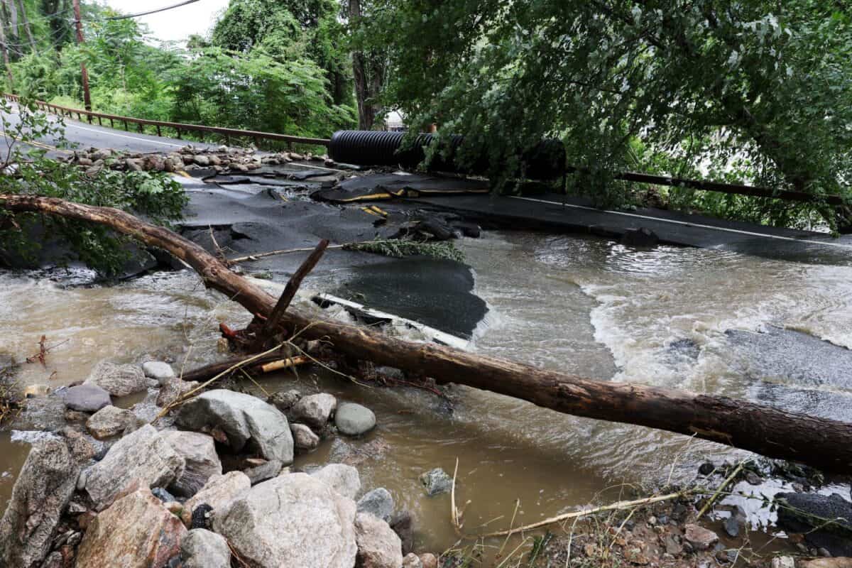 Two dead, thousands without power as storms batter eastern US | The Citizen