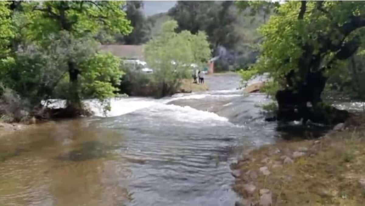 Rescue efforts to resume for school group stranded by flood waters at