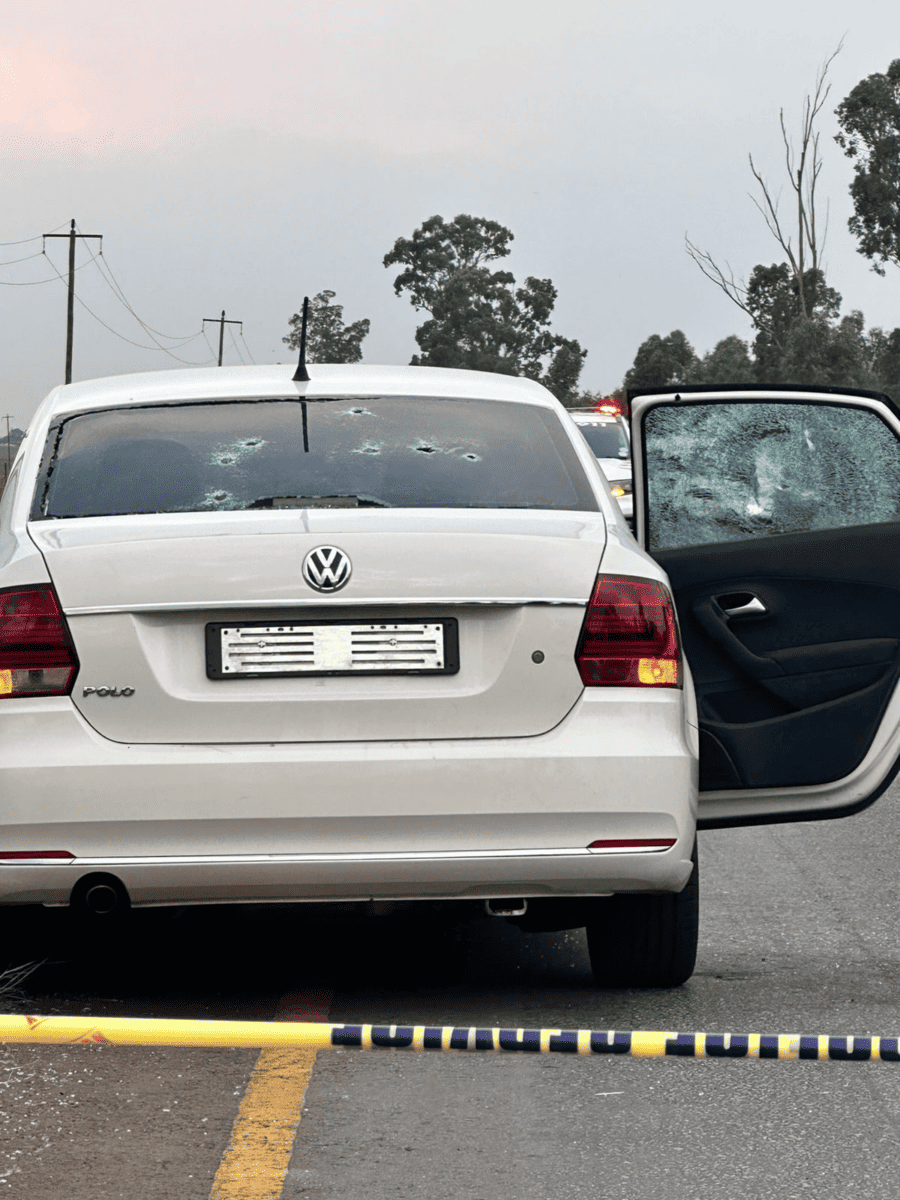 5 killed in shootout with police on the N14, another arrested | The Citizen