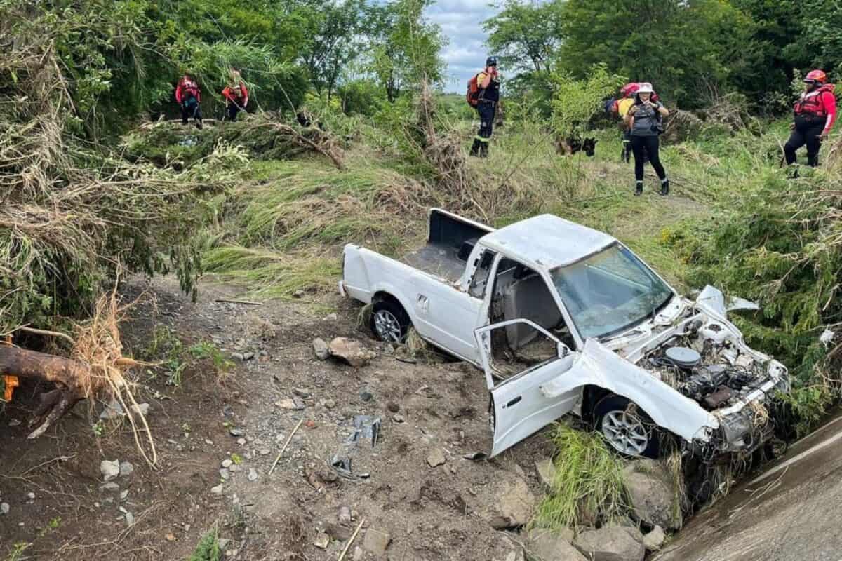 Ladysmith floods Death toll expected to rise as search continues