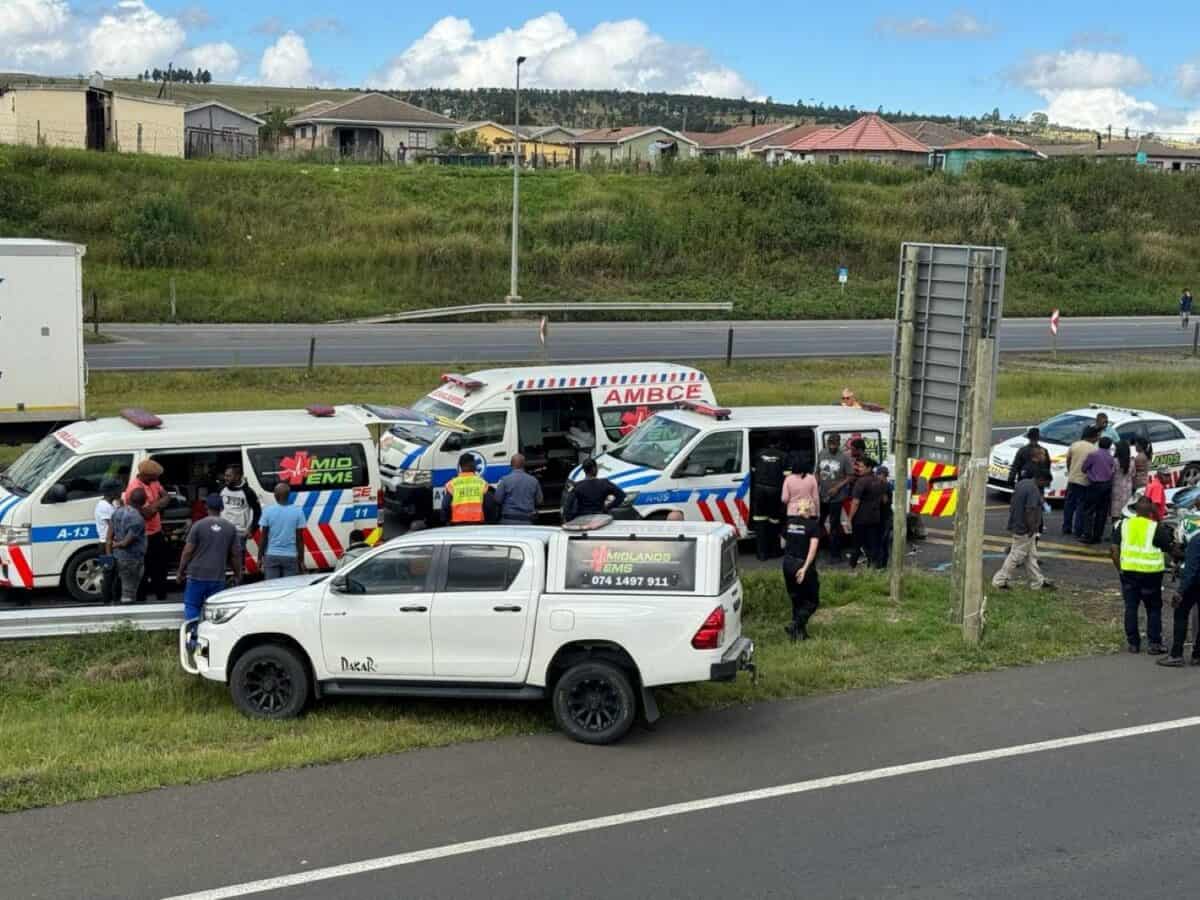 Easter road crash: Two traffic officials were injured in taxi collision ...