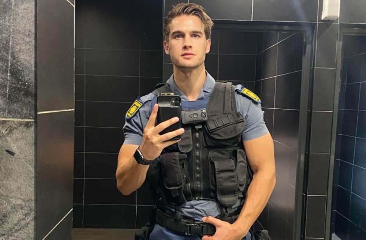 'It's giving SWAT vibes!' Is this Mzansi's hottest police officer