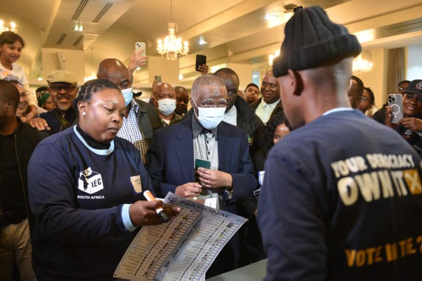PICTURES: South Africans make their mark in general elections | The Citizen