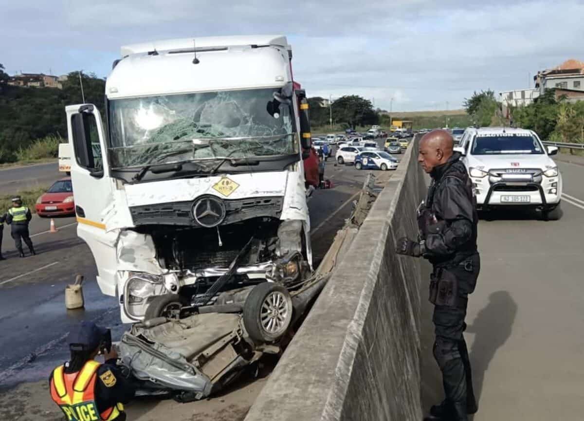 PICS: Five killed as truck ploughs into crashed car in KZN | The Citizen