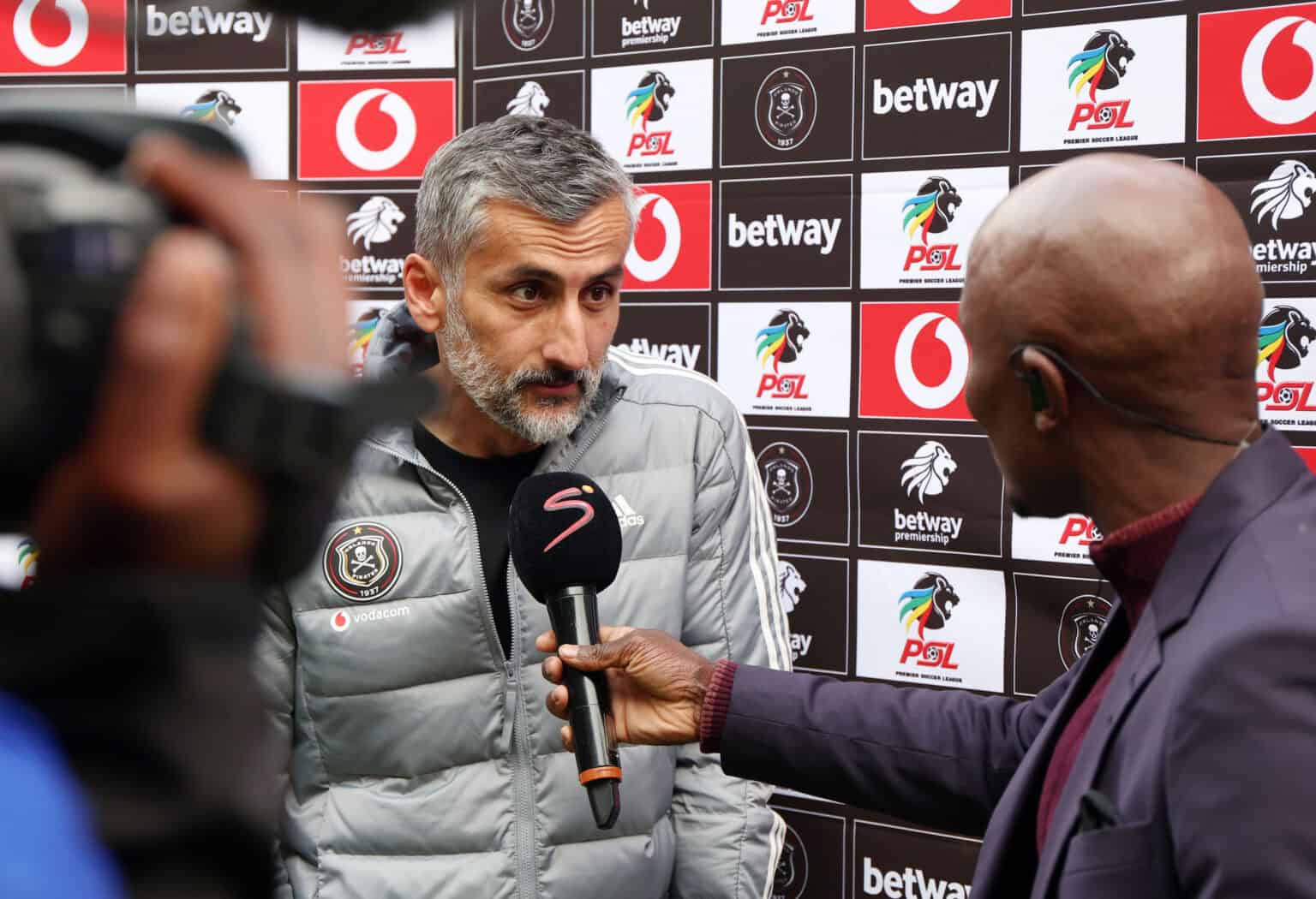 Riveiro not getting carried away by Pirates' perfect start