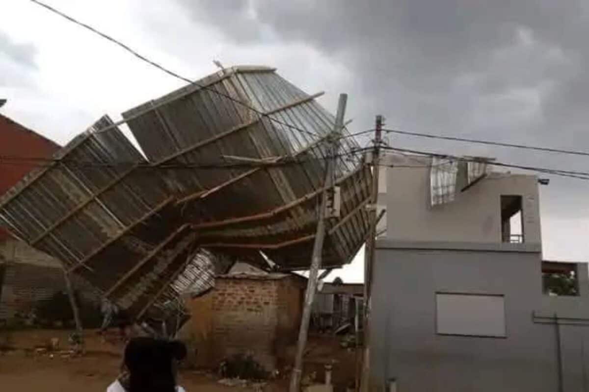 Tornado havoc: Randfontein residents in tears, left to pick up pieces