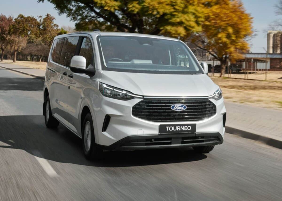 Ford Neotour Ford Tourneo range expanded with new entry-level Active variant