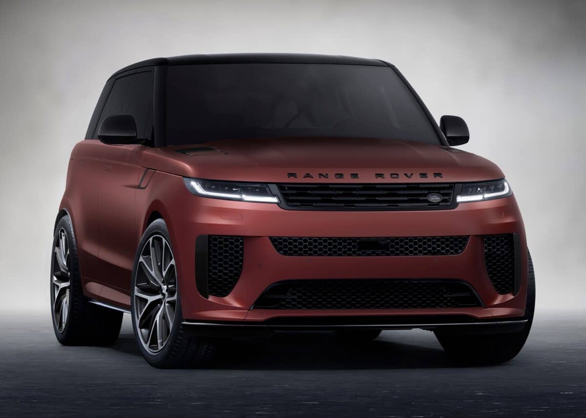 Range Rover Sport SV returns as new limited run flagship