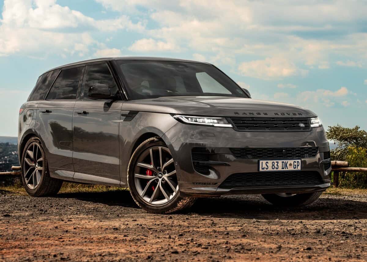 Mid-range Range Rover Sport HSE shows why it is the one to have