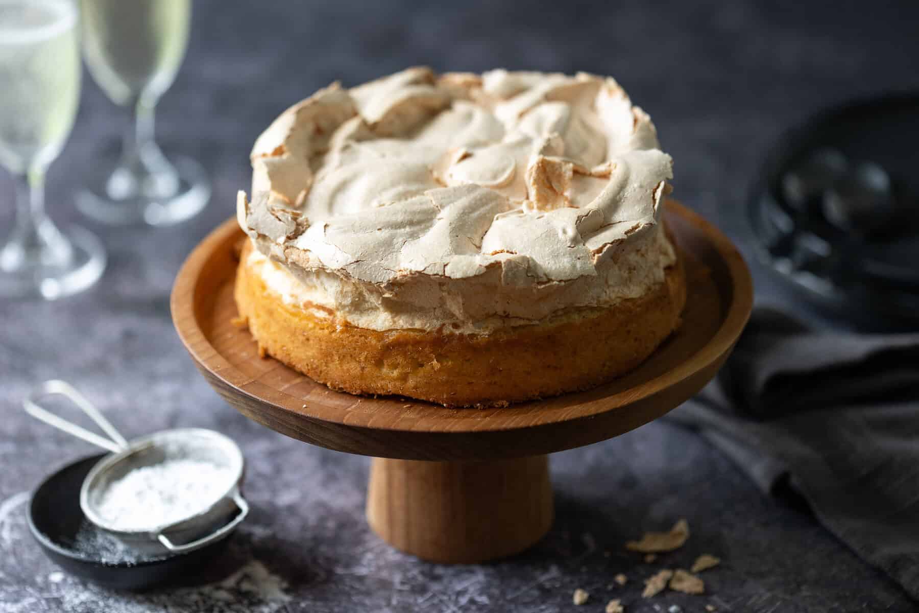 Crispy Meringue Cake recipe
