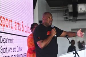 'Get your popcorn factory ready, I'll also testify at the commission,' says McKenzie