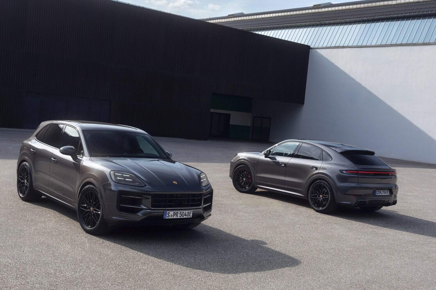 Porsche Cayenne Black Edition South Africa