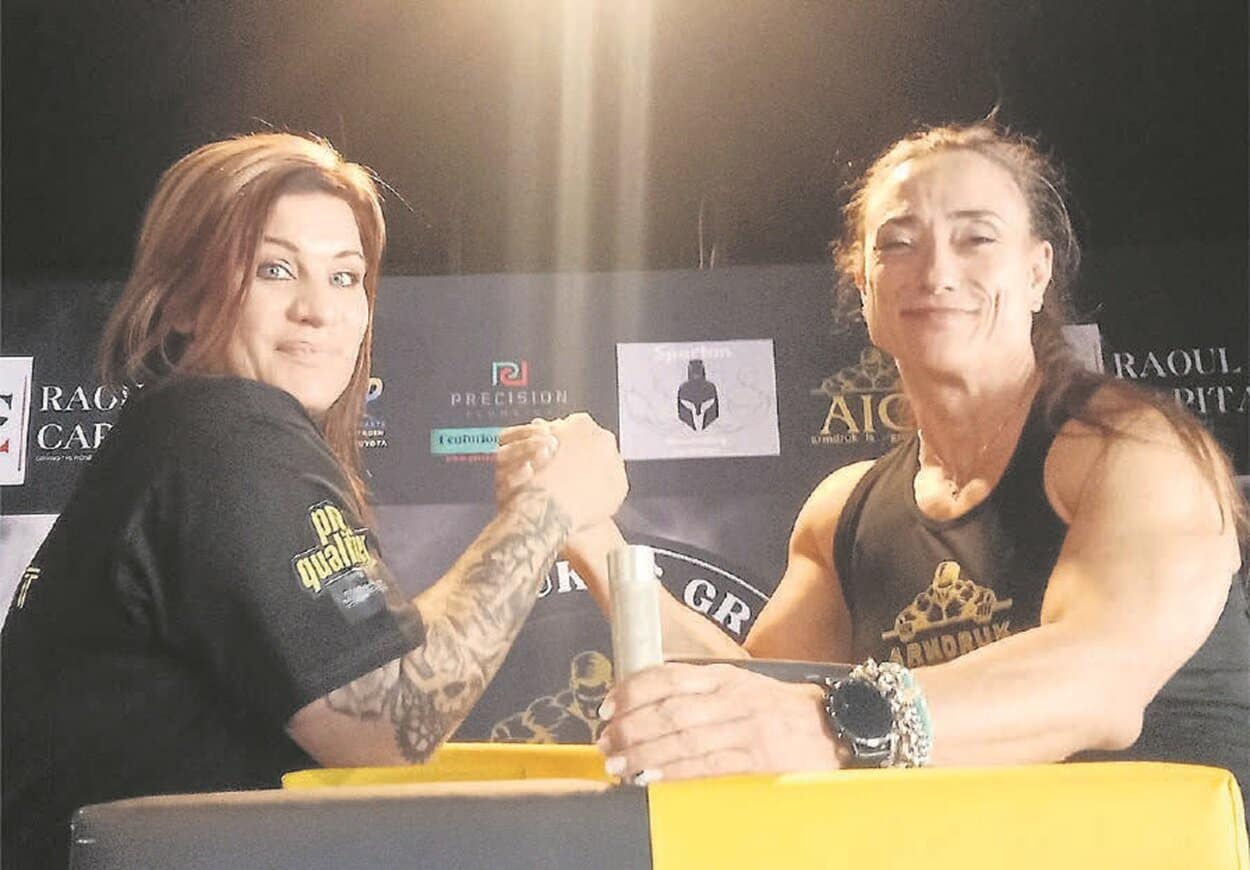 Pretoria granny becomes arm-wrestling champion after supporting her son