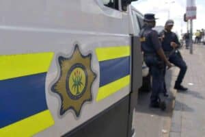 Saps probes officers after video shows police offloading beer bottles at liquor store