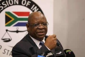 When politicians and criminals blur lines