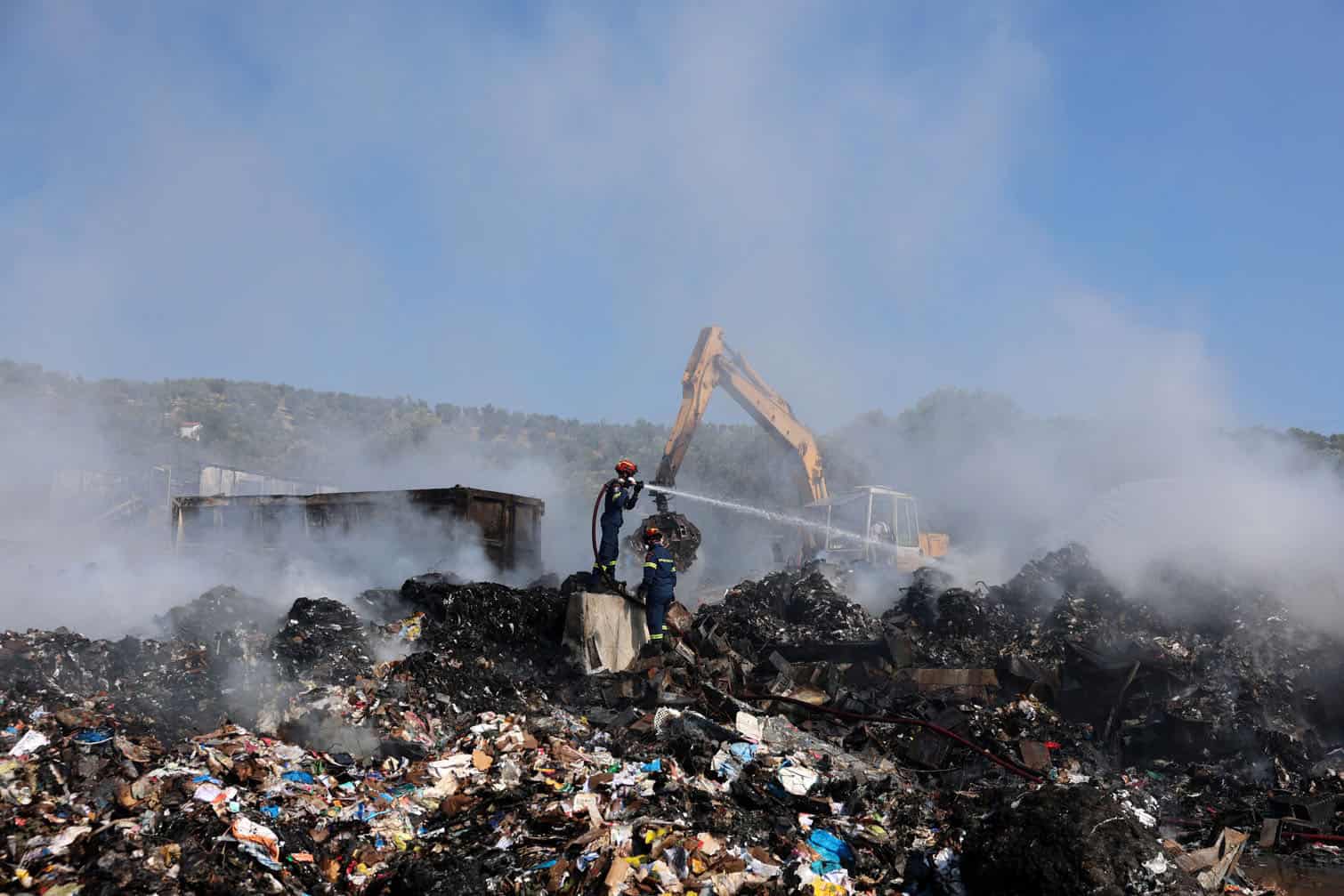 Fire at a recycling facility in Mytilene