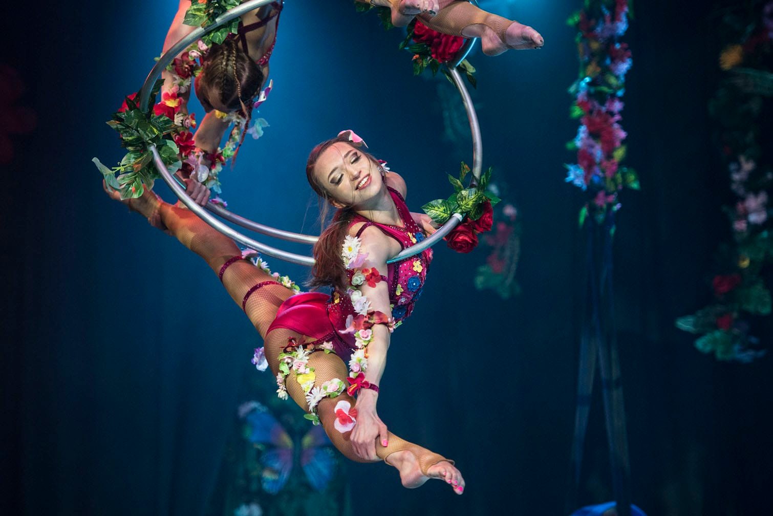 The Cirk production Worlds Away