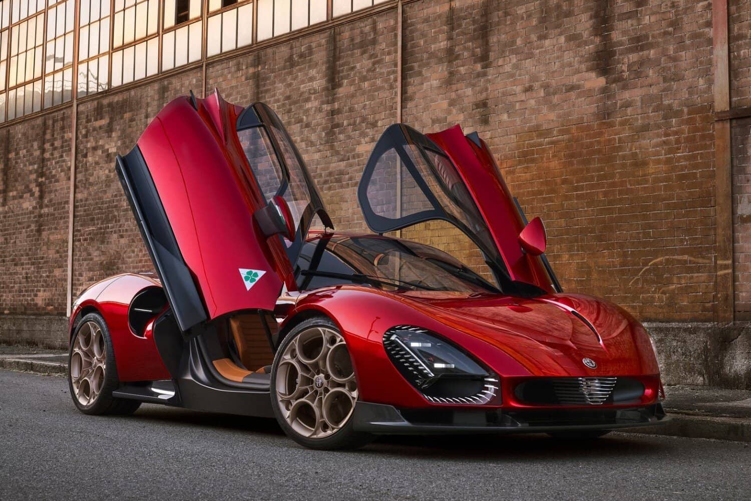 Alfa Romeo 33 Stradale world reveal