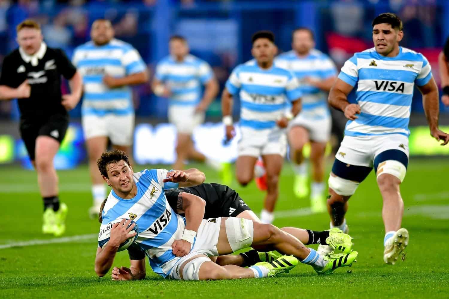 Rugby Championship blown wide open after Argentina upset the All Blacks