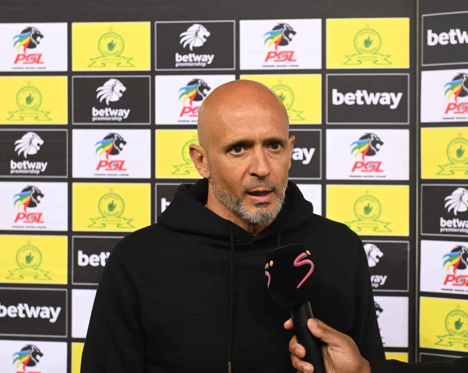 "Take Mofokeng out of Pirates, they’ll struggle" – Cardoso
