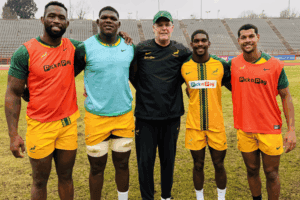 Rassie Erasmus with Junior Boks players