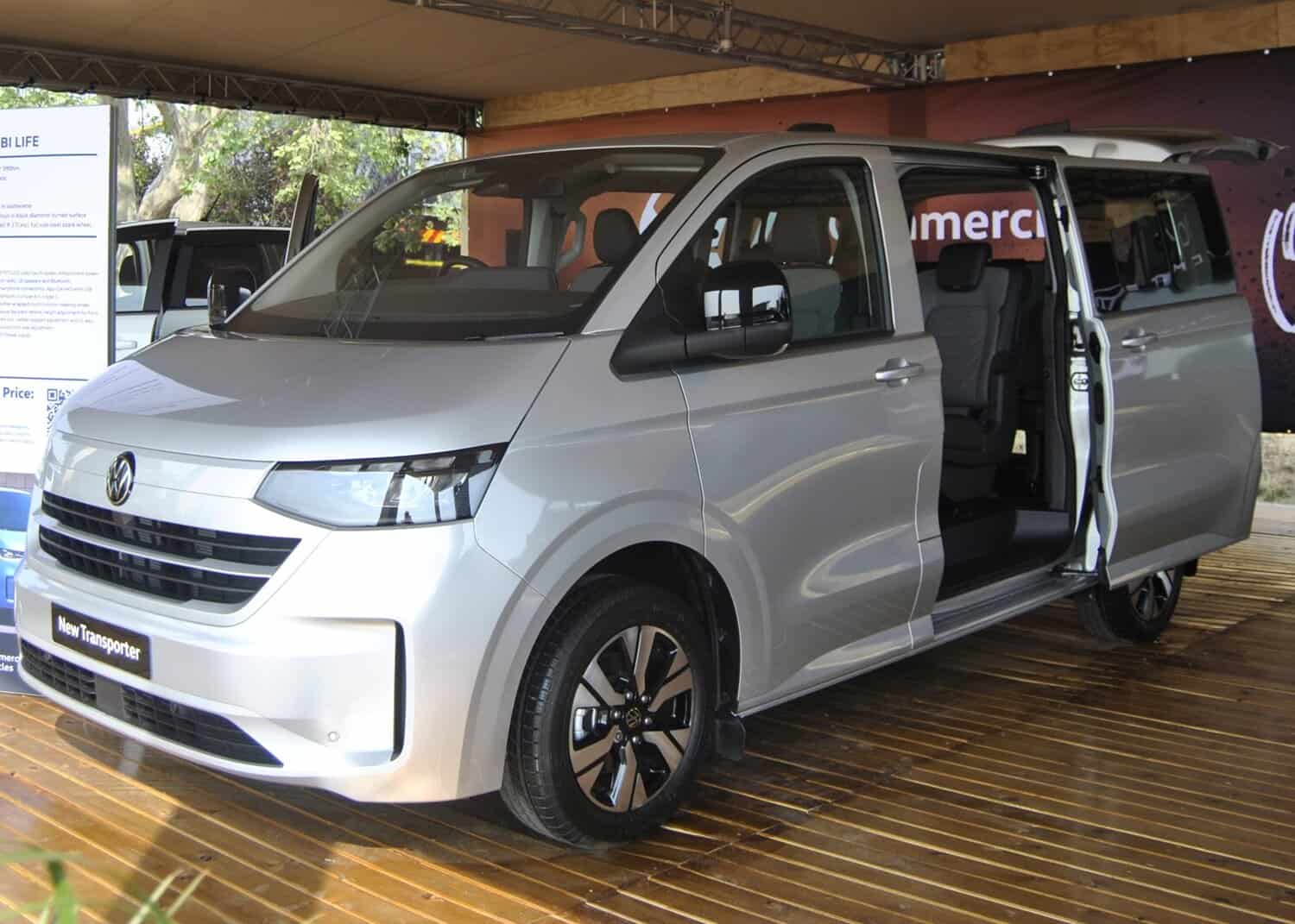 New Volkswagen Transporter revealed