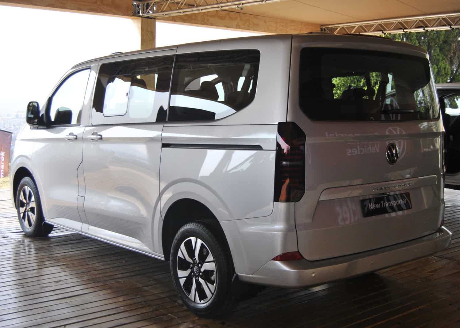 New Volkswagen Transporter revealed