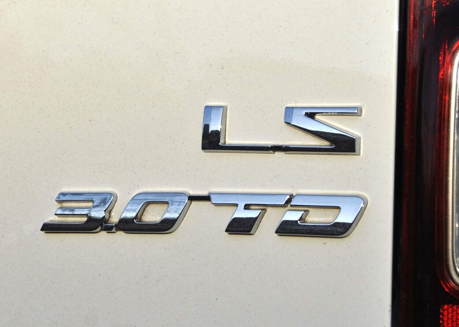 Isuzu D-Max single cab long-term arrival