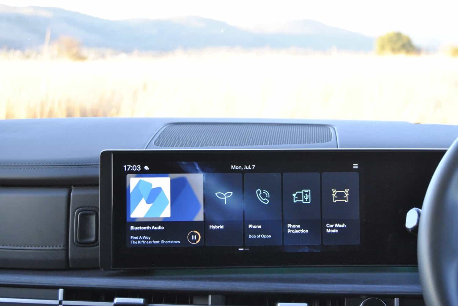 Hyundai reveals new hybrid-only Santa Fe