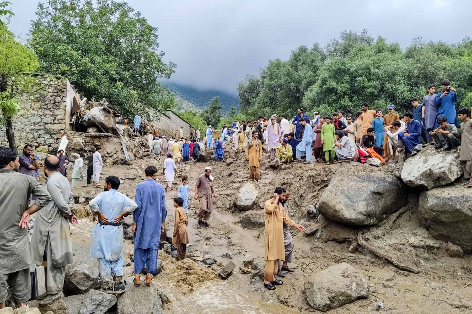 Deadly monsoon rains lash Pakistan, killing dozens