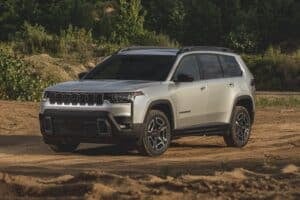 New Jeep Cherokee revealed
