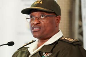 Border officials sayd almost 10 000 foreigners tried to enter South Africa illegally in last three months.