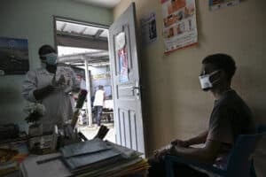 Mistrust undermines Ivory Coast's universal healthcare dream