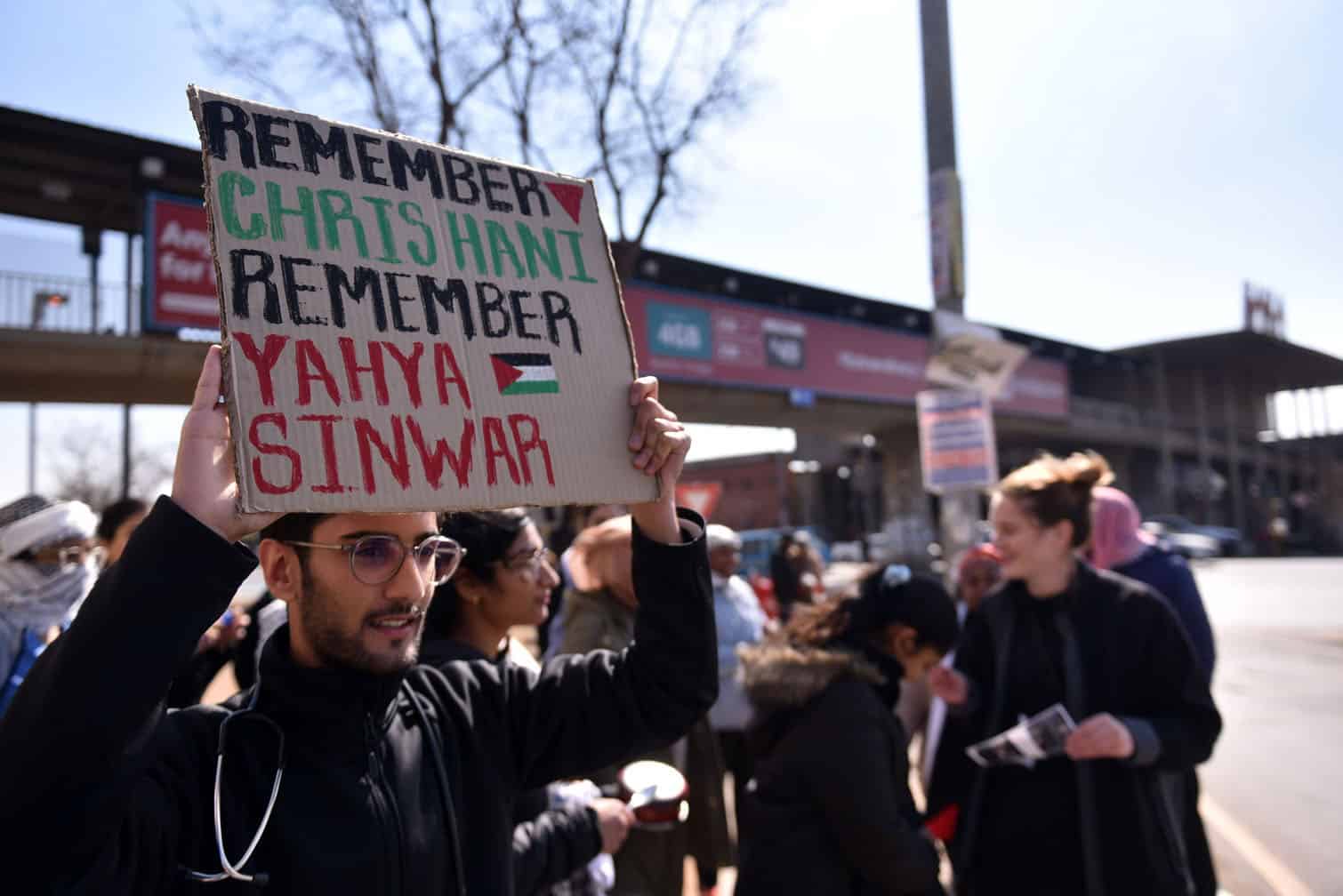 solidarity picket with the people of Palestine