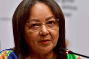 Dictator De Lille does damage