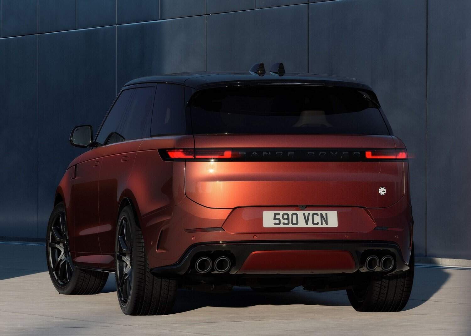 Range Rover Sport SV Carbon price South Africa