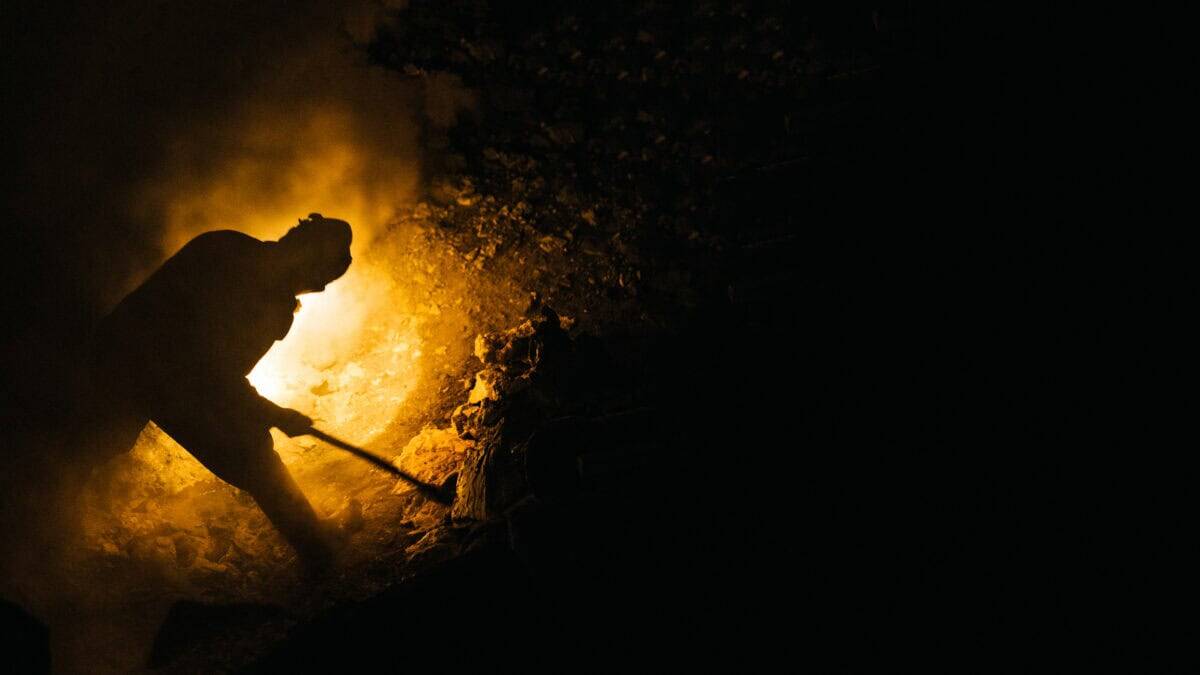 South African mines neglect housing
