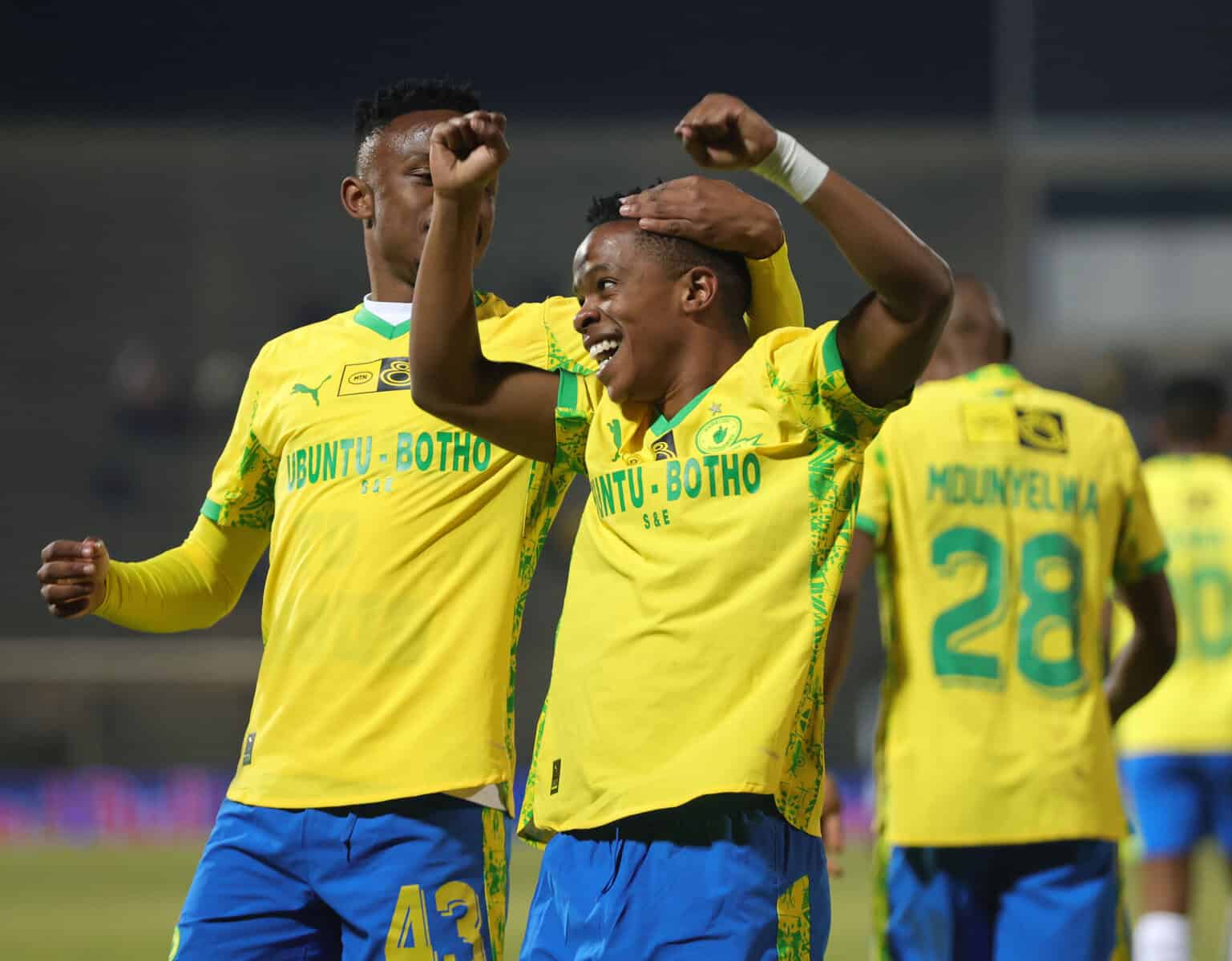 Sundowns cruise past Richards Bay to set MTN8 semifinals clash against Pirates